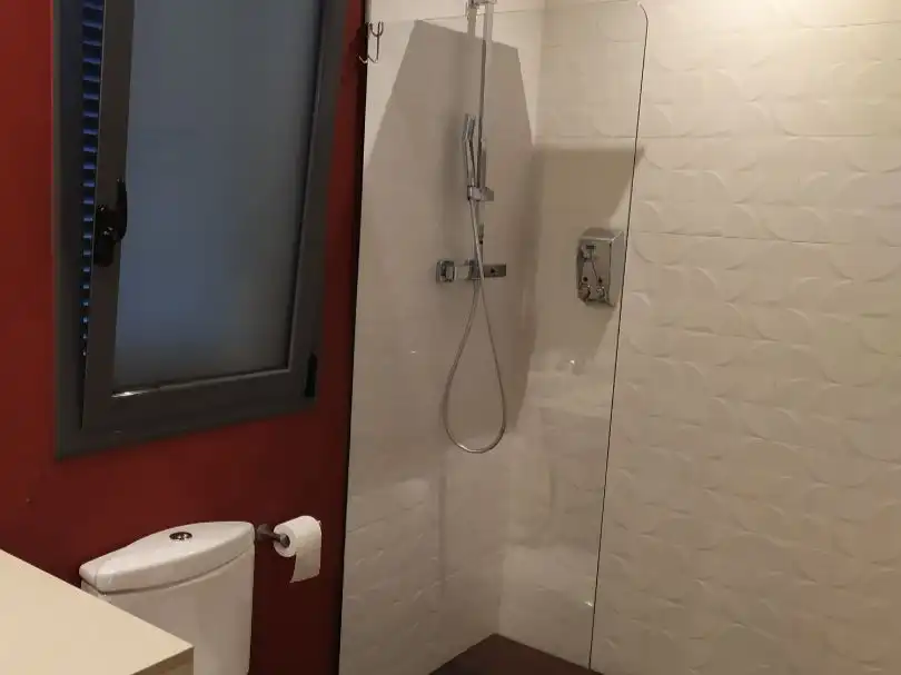 Baño de Piso en venta en Corbera de Llobregat con Aire acondicionado, Calefacción y Jardín privado