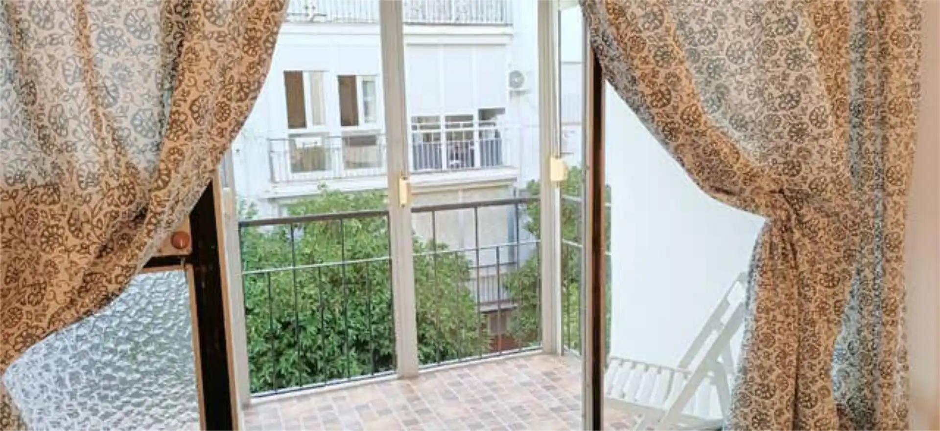 Piso de alquiler en San Carlos - San José Terraza de Piso de alquiler en Sevilla con Calefacción, Terraza y Amueblado