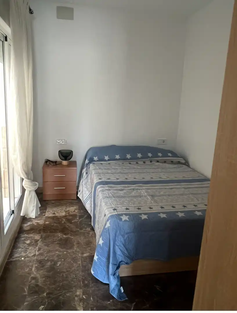 Apartament de lloguer a Calle Estornino, 1, Centro - Doña Mercedes Dormitori de Apartament de lloguer en Dos Hermanas amb Aire condicionat, Calefacció i Moblat