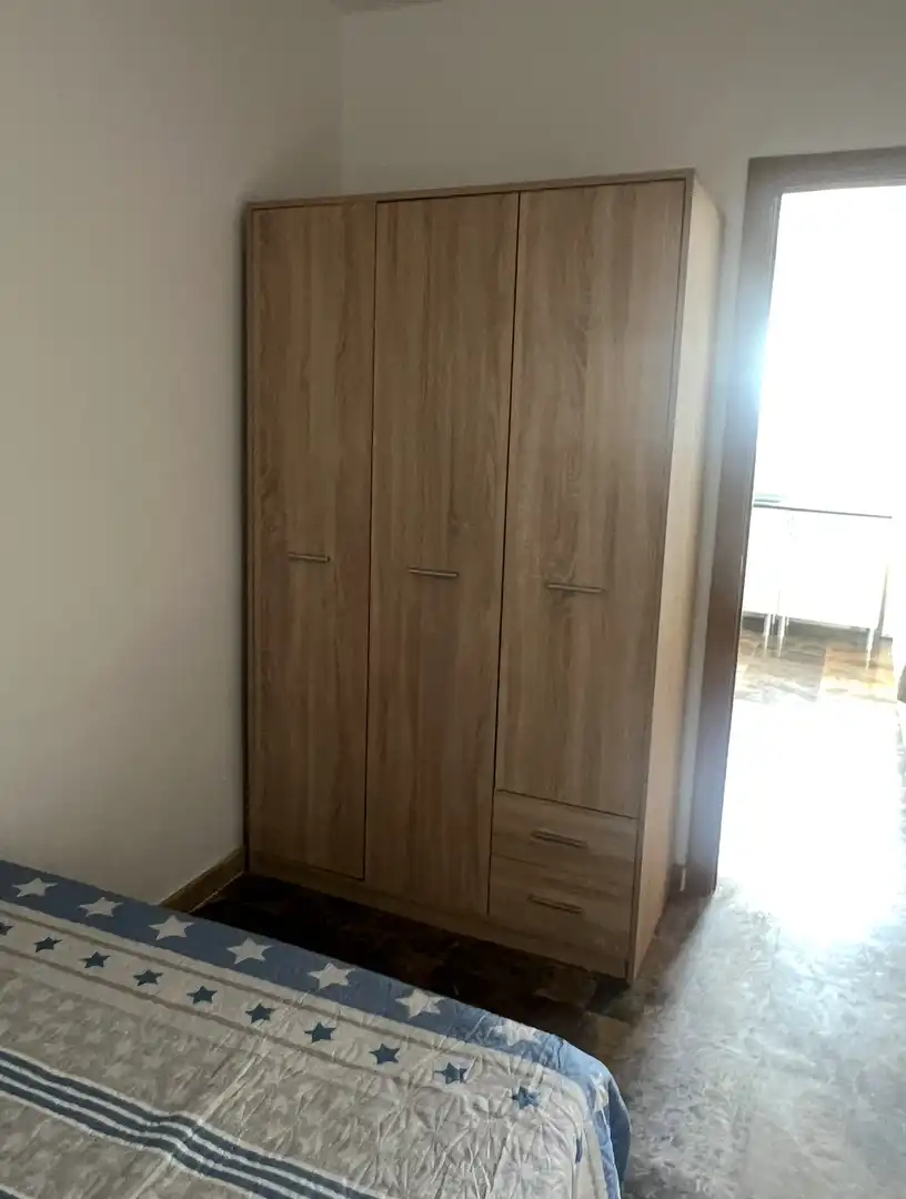 Apartament de lloguer a Calle Estornino, 1, Centro - Doña Mercedes Dormitori de Apartament de lloguer en Dos Hermanas amb Aire condicionat, Calefacció i Moblat