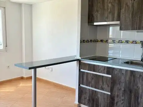 Maisonette zur Miete in Calle Malacuera, 36, Torrelaguna Küche von Maisonette zur Miete in Torrelaguna mit Klimaanlage