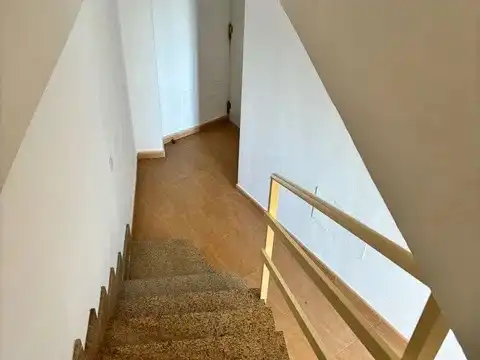 Maisonette zur Miete in Calle Malacuera, 36, Torrelaguna Maisonette zur Miete in Torrelaguna mit Klimaanlage