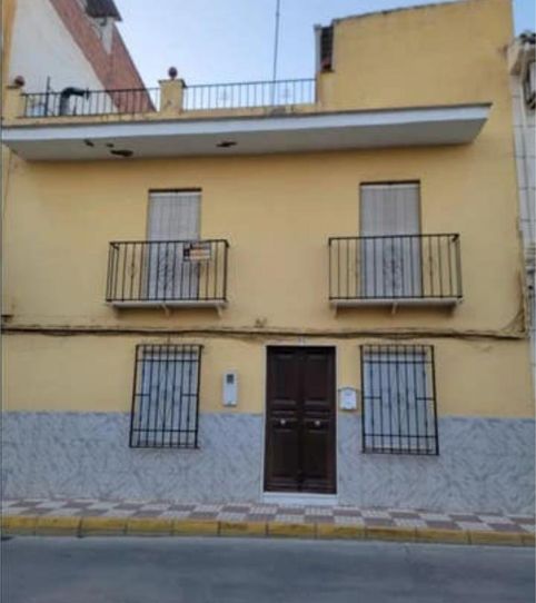Casa o xalet en venda a Moriles, Córdoba - imatge 2 Foto 2 de Casa o xalet en venda a Moriles, Córdoba