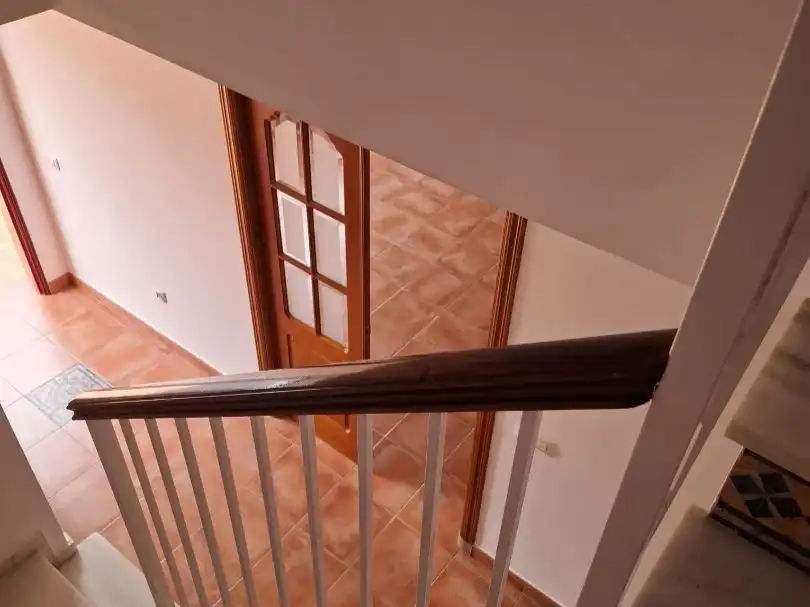 Casa adosada en venda en Dos Hermanas amb Aire condicionat i Piscina