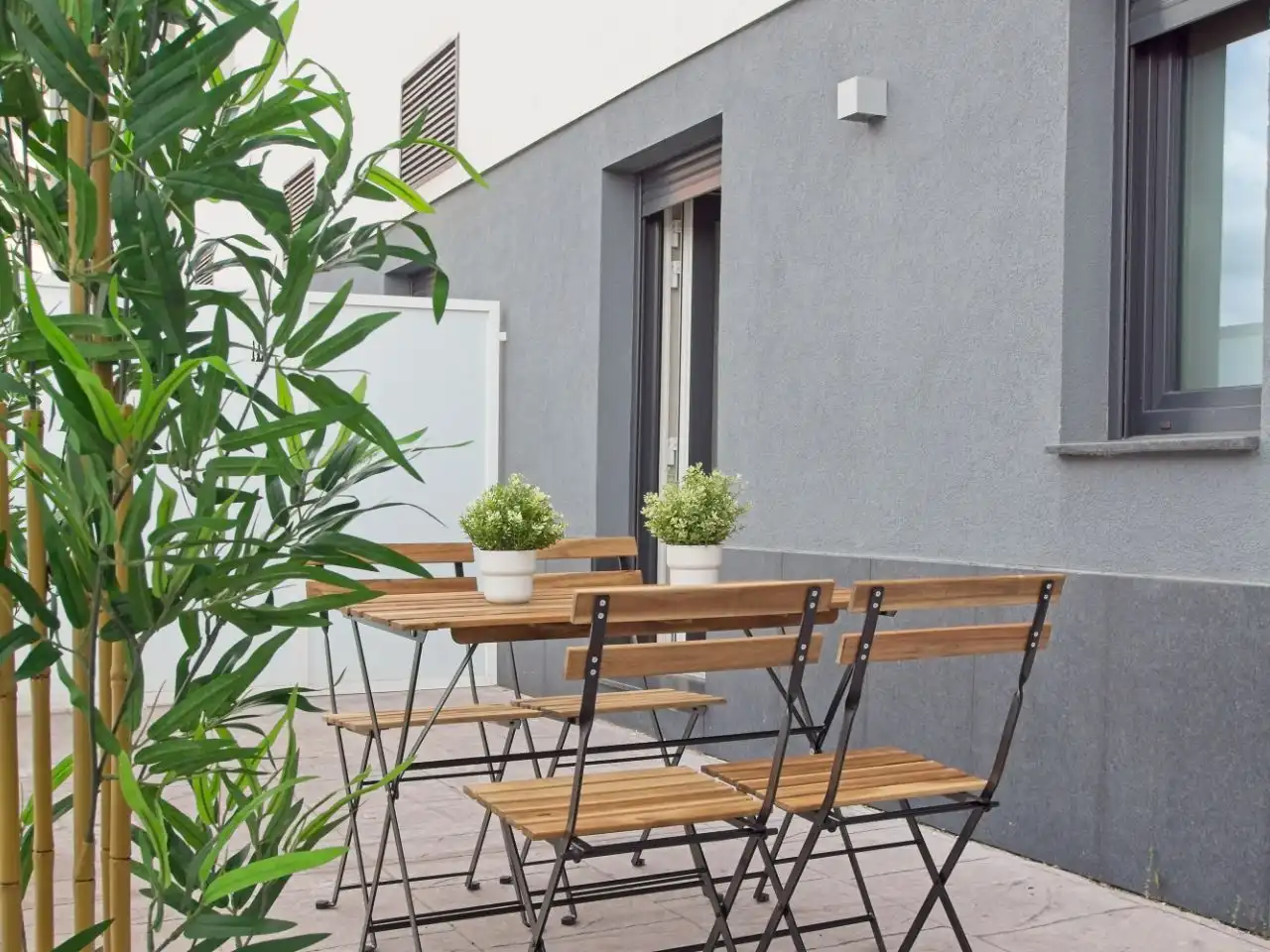Planta baixa de lloguer a Calle Luis García Zurdo, 6, San Mamés - La Palomera Terrassa de Planta baixa de lloguer en León Capital amb Calefacció, Parquet i Terrassa