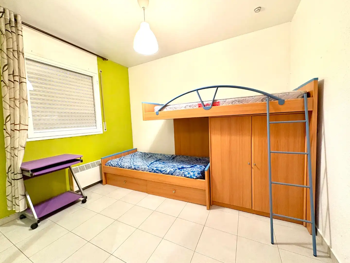 Wohnung zum Verkauf in Passatge Dels Pirineus, 70, Les Arenes - La Grípia Can Montllor Schlafzimmer von Wohnung zum Verkauf in Terrassa mit Klimaanlage