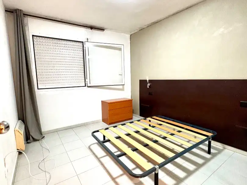 Wohnung zum Verkauf in Passatge Dels Pirineus, 70, Les Arenes - La Grípia Can Montllor Schlafzimmer von Wohnung zum Verkauf in Terrassa mit Klimaanlage