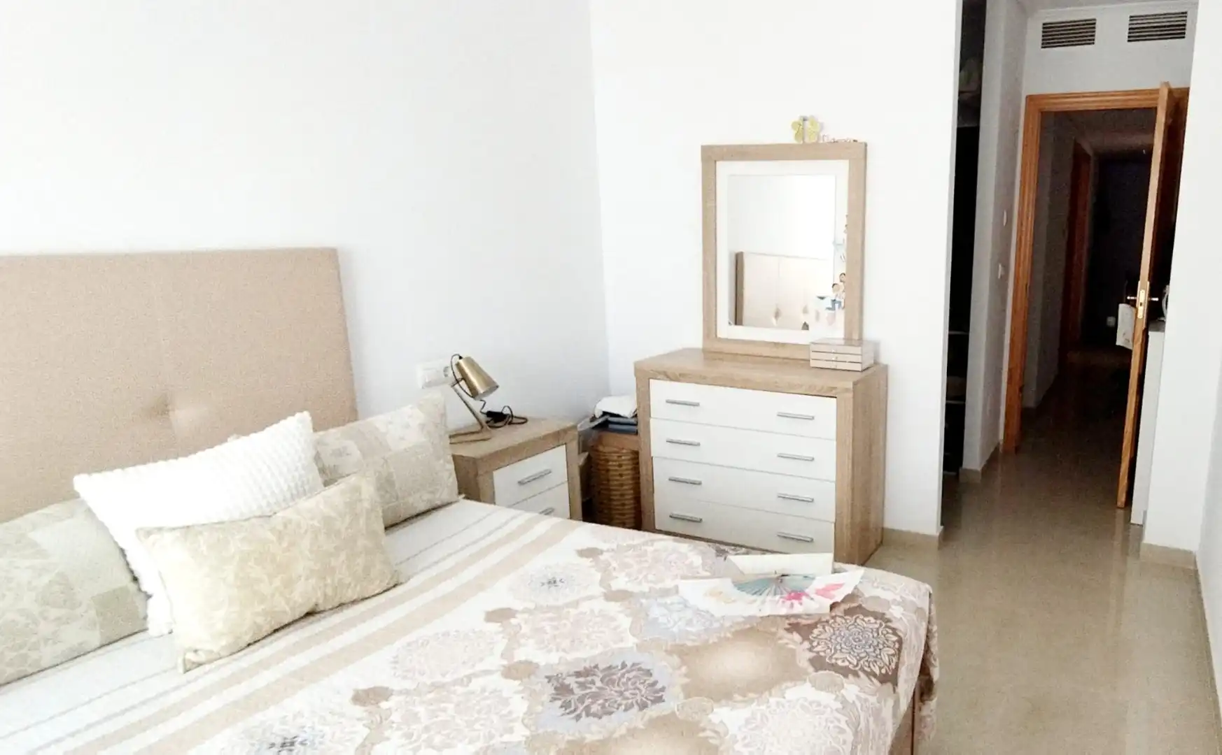 Piso en venta en Calle Ortega y Gasset, 19, Las Lomas - Las Yucas Habitación de Piso en venta en Águilas con Aire acondicionado y Parking comunitario