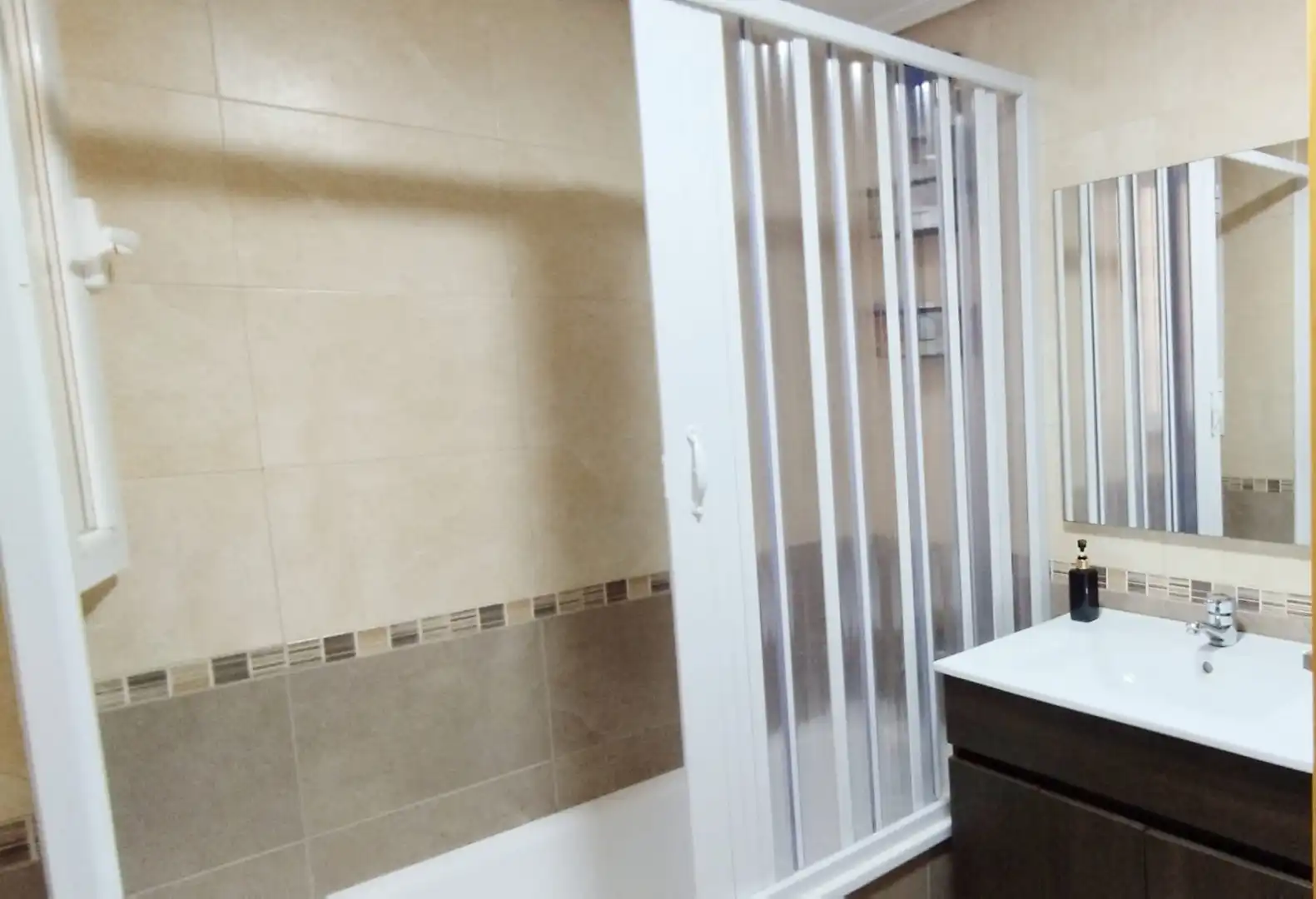 Piso en venta en Calle Ortega y Gasset, 19, Las Lomas - Las Yucas Baño de Piso en venta en Águilas con Aire acondicionado y Parking comunitario