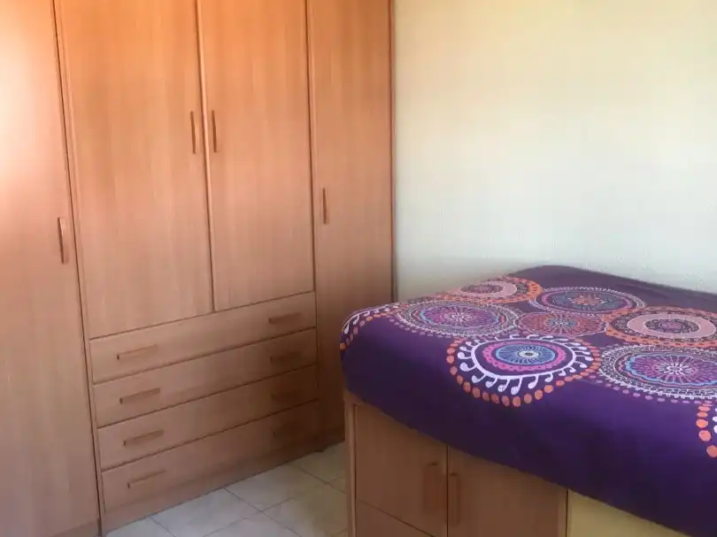 Casa adosada en venda a Carrer de Les Vinyes, 3, Cerdanyola del Vallès Dormitori de Casa adosada en venda en Cerdanyola del Vallès amb Terrassa i Balcó