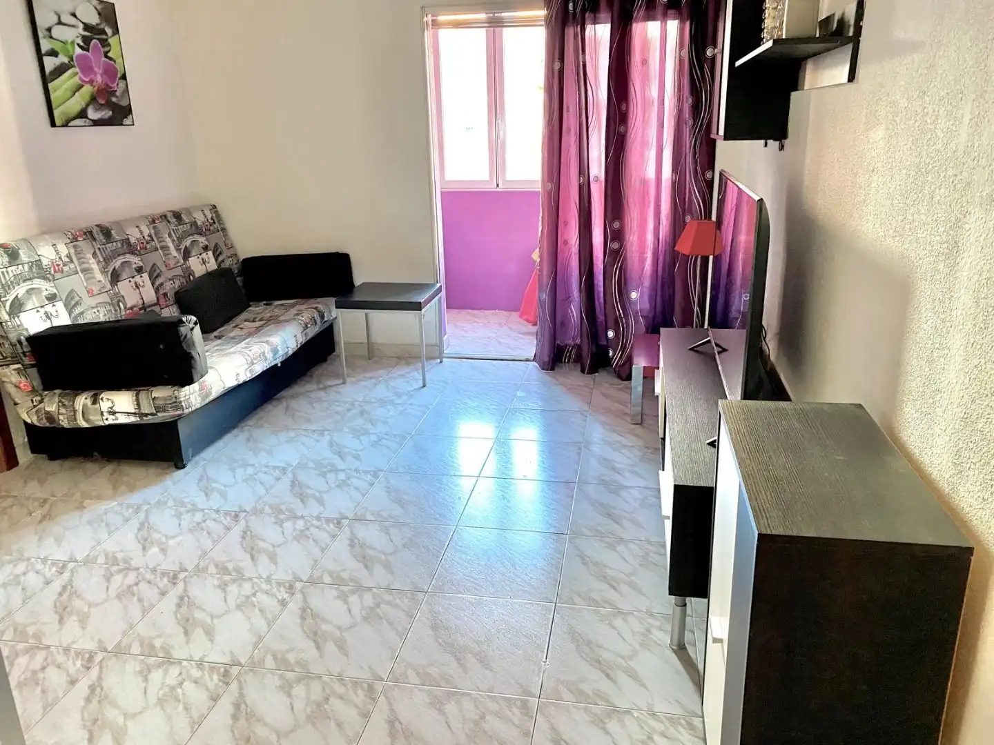 Zimmer in Calle de La Bañeza, 26, Pilar Wohnzimmer von Wohnung zur untervermieten in Madrid mit Terrasse, Abstellraum und Möbliert