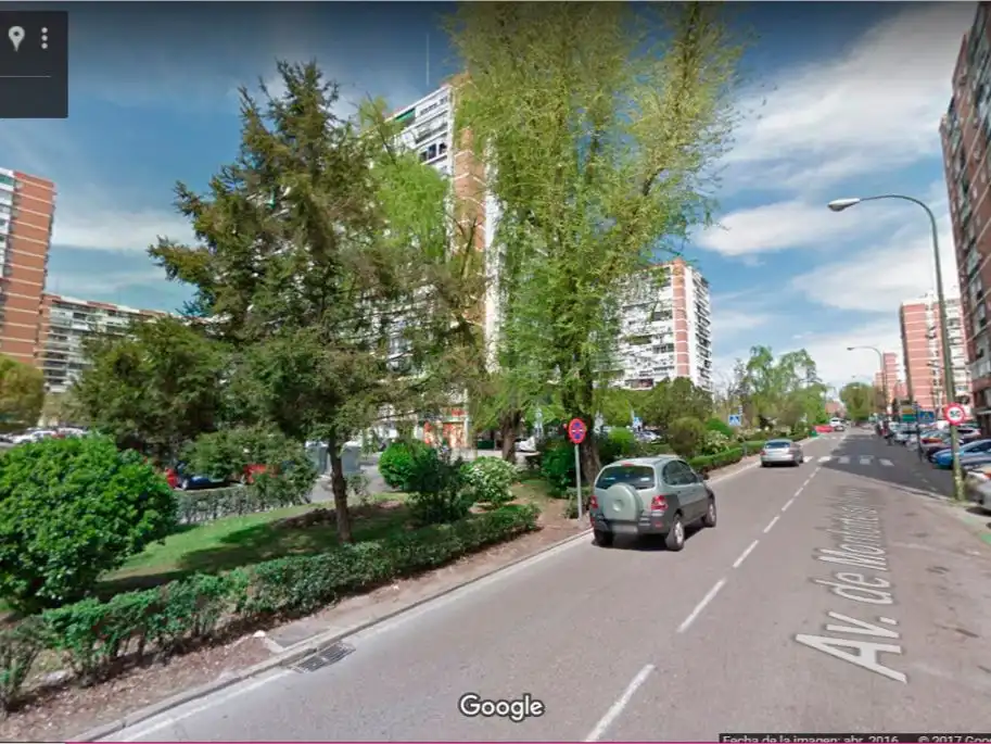 Zimmer in Calle de La Bañeza, 26, Pilar Außenansicht von Wohnung zur untervermieten in Madrid mit Terrasse, Abstellraum und Möbliert
