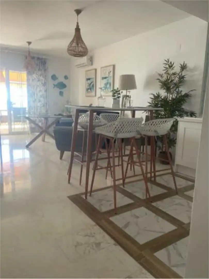 Apartamento en venta en Almodóvar del Río Comedor de Apartamento en venta en Almodóvar del Río con Calefacción, Jardín privado y Terraza