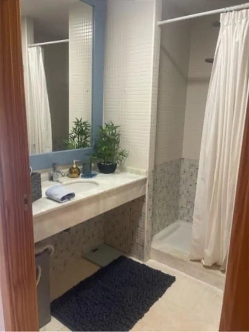 Apartamento en venta en Almodóvar del Río Baño de Apartamento en venta en Almodóvar del Río con Calefacción, Jardín privado y Terraza