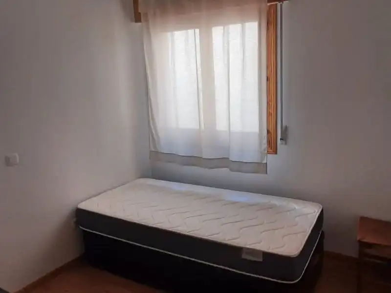 Room in Calle del Peral, 3, Manzanares El Real