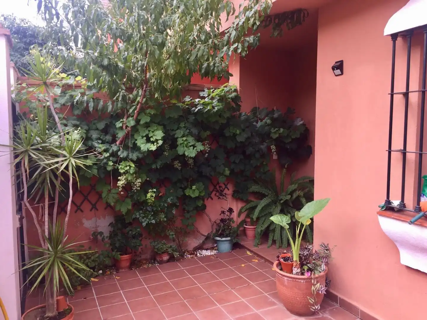 Einfamilien-Reihenhaus zum Verkauf in Pasaje Santa Margarita, 4, Huerta Fava - Santiago Garten von Einfamilien-Reihenhaus zum Verkauf in La Línea de la Concepción mit Klimaanlage, Terrasse und Möbliert