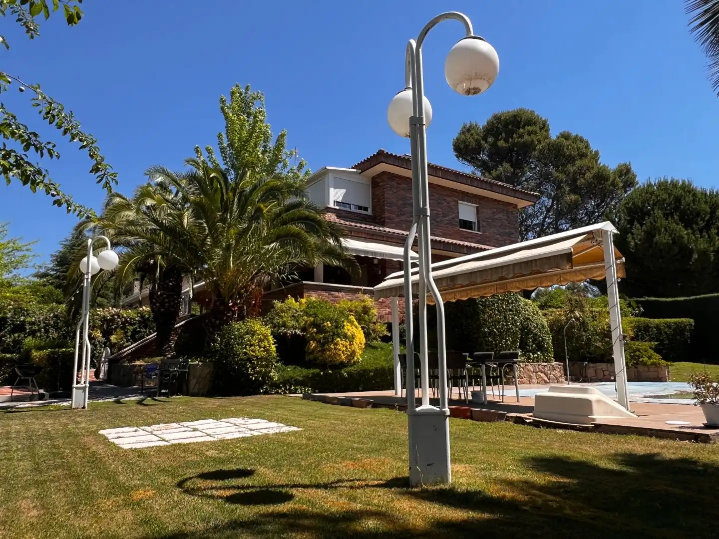 Piso en venta en Calle Gargaliga, 2, El Bosque Jardín de Piso en venta en Villaviciosa de Odón con Aire acondicionado, Terraza y Piscina