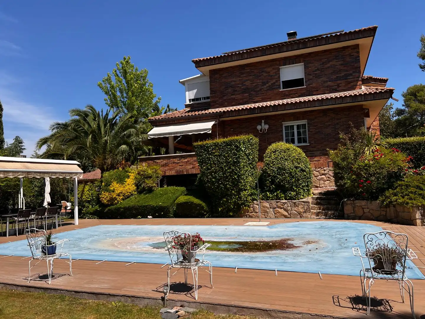 Piso en venta en Calle Gargaliga, 2, El Bosque Jardín de Piso en venta en Villaviciosa de Odón con Aire acondicionado, Terraza y Piscina