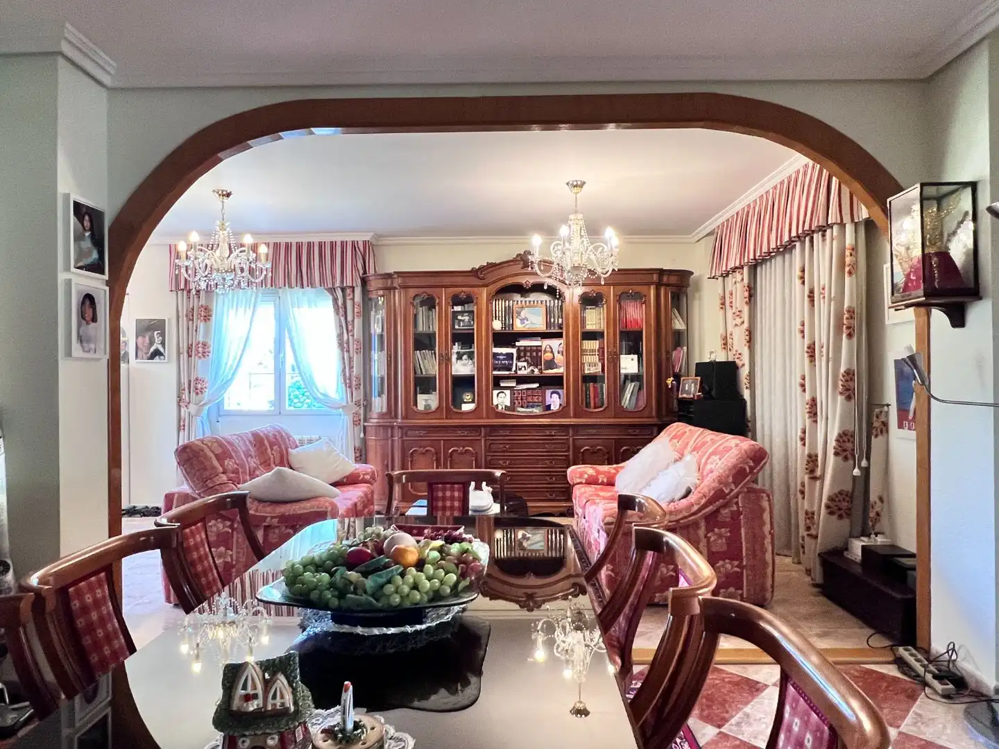 Piso en venta en Calle Gargaliga, 2, El Bosque Comedor de Piso en venta en Villaviciosa de Odón con Aire acondicionado, Terraza y Piscina