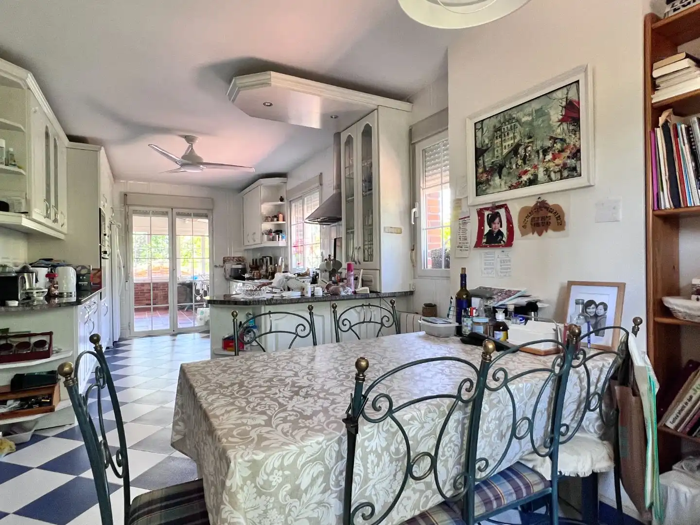 Piso en venta en Calle Gargaliga, 2, El Bosque Cocina de Piso en venta en Villaviciosa de Odón con Aire acondicionado, Terraza y Piscina