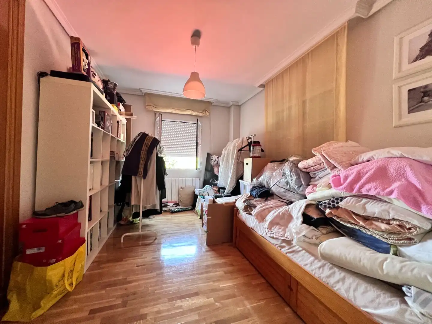 Piso en venta en Calle Gargaliga, 2, El Bosque Habitación de Piso en venta en Villaviciosa de Odón con Aire acondicionado, Terraza y Piscina