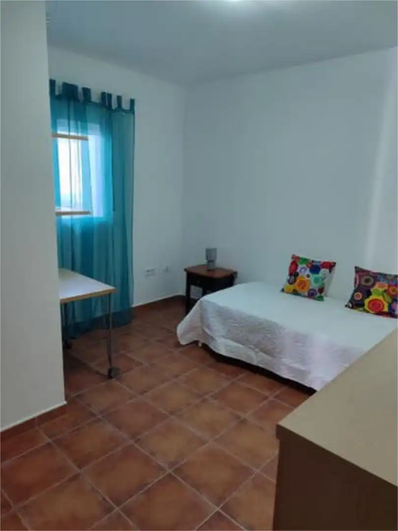 Piso de alquiler en Santiago el Mayor Habitación de Piso de alquiler en Murcia