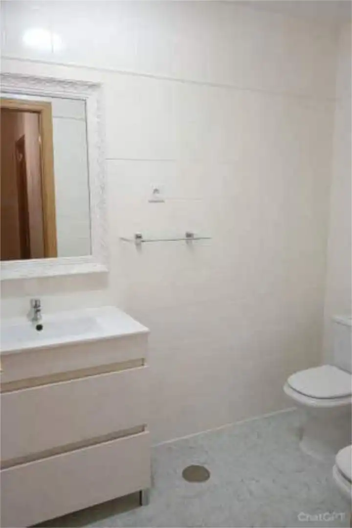 Piso en venta en Centro Baño de Piso en venta en Illescas con Jardín privado