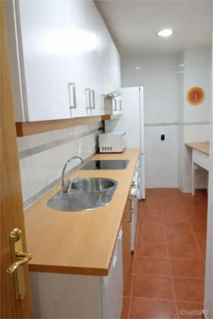 Piso en venta en Centro Cocina de Piso en venta en Illescas con Jardín privado