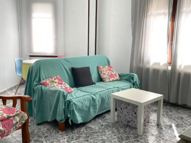 Flat for sale in Calle de Toledo, 30, Ciudad Jardín - Parque Roma Living room of Flat for sale in Zaragoza Capital