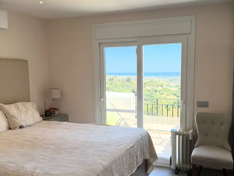 Attic for sale in Calle Benahavis, 29679, Los Arqueros - Puerto del Almendro Bedroom of Attic for sale in Benahavís with Air Conditioner, Terrace and Swimming Pool