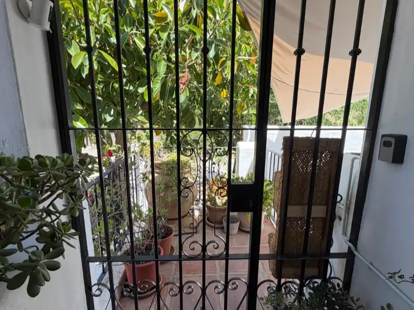 Attic for sale in Calle Benahavis, 29679, Los Arqueros - Puerto del Almendro Balcony of Attic for sale in Benahavís with Air Conditioner, Terrace and Swimming Pool