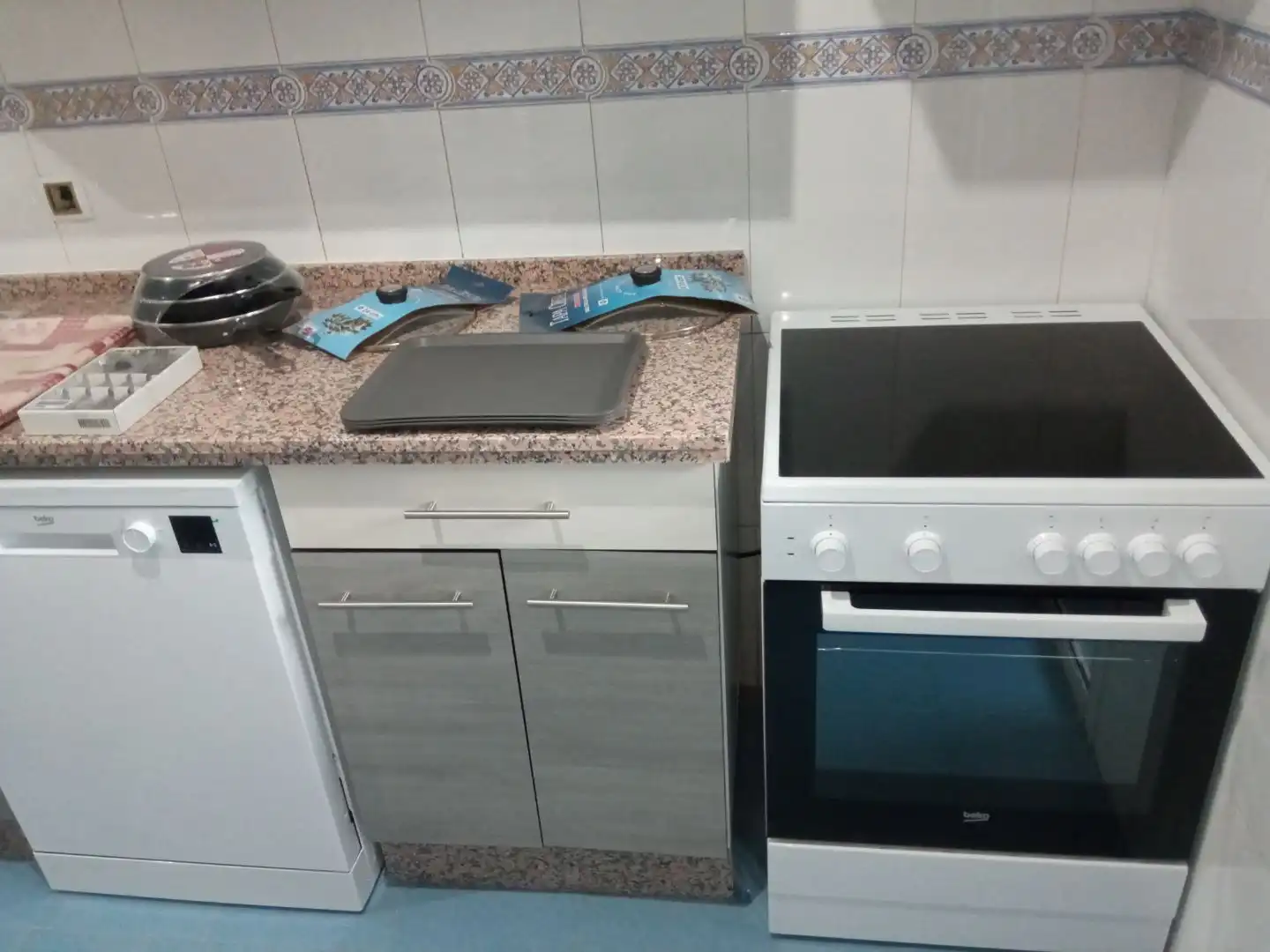 Dúplex de alquiler en Calle Beatriz de Pacheco, 20, Talavera la Real Cocina de Dúplex de alquiler en Talavera la Real con Aire acondicionado, Calefacción y Jardín privado