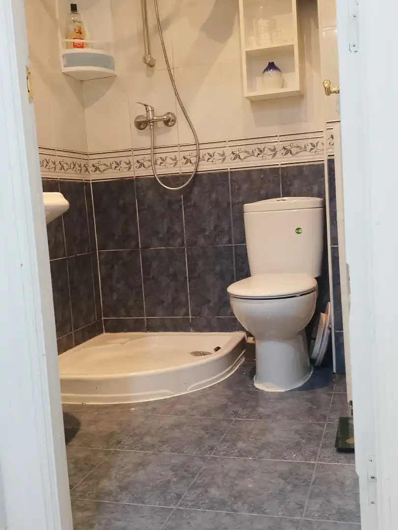 Piso en venta en Basatxi Pasabidea, 5, Legutio Baño de Piso en venta en Legutio con Terraza y Balcón