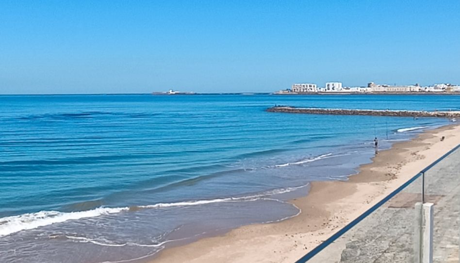 Pis de lloguer a Avenida Amílcar Barca, 15, Asdrúbal - Bahía Blanca, Cádiz Capital - imatge 1 Foto 1 de Pis de lloguer a Avenida Amílcar Barca, 15, Asdrúbal - Bahía Blanca, Cádiz Capital