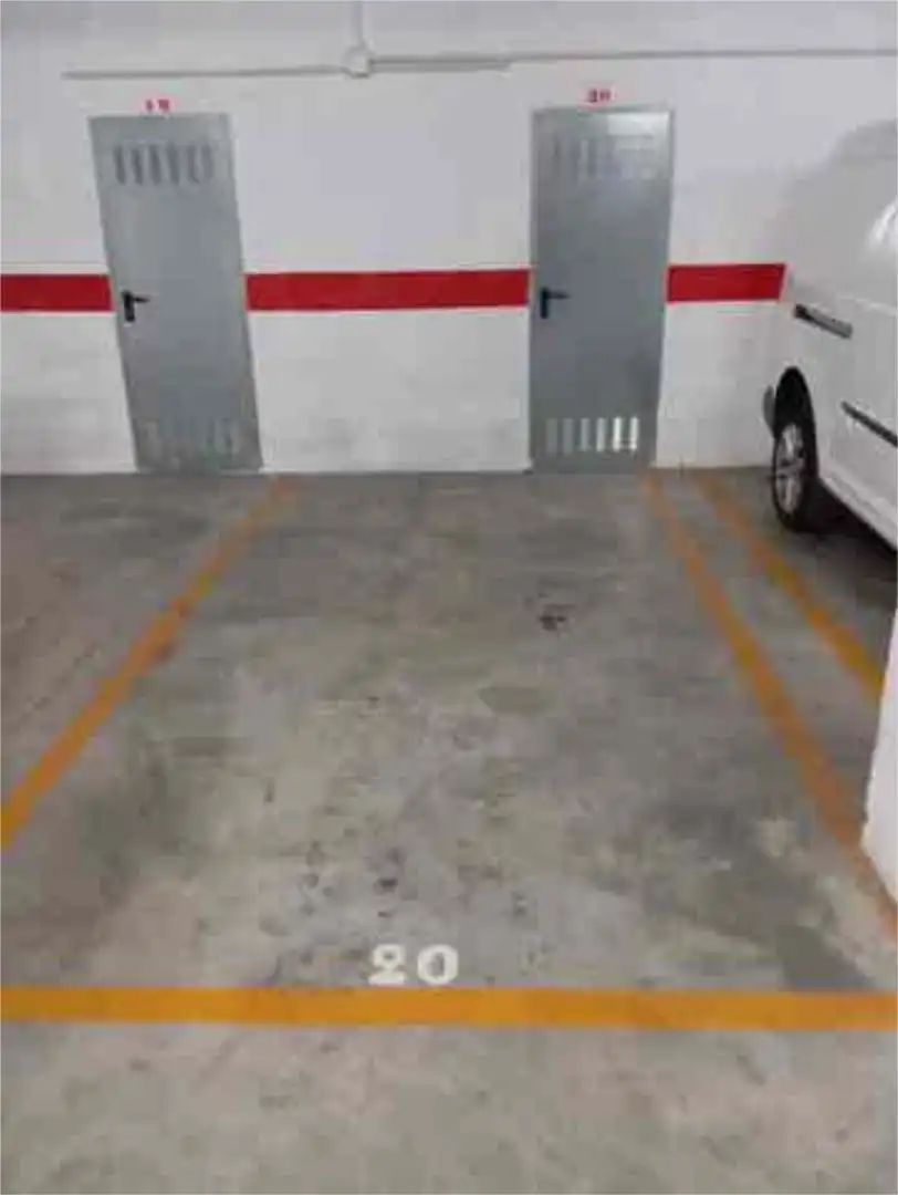Garage for rent in Fuente Alegre - El Chaparral - Los Morales Parking of Garage for rent in Málaga