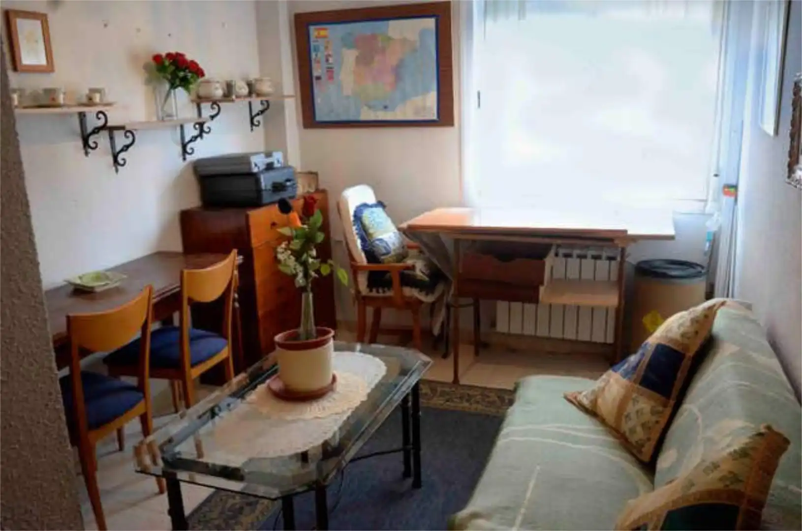 Piso de alquiler en Casco Antiguo Sala de estar de Piso de alquiler en Galapagar con Calefacción, Jardín privado y Terraza