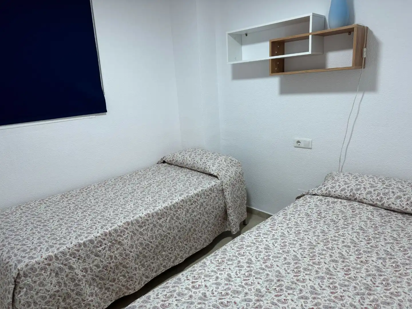 Wohnung zur Miete in Calle Faro, 6, Zona Centro Comercial Torrequebrada Schlafzimmer von Wohnung zur Miete in Benalmádena mit Klimaanlage, Heizung und Terrasse