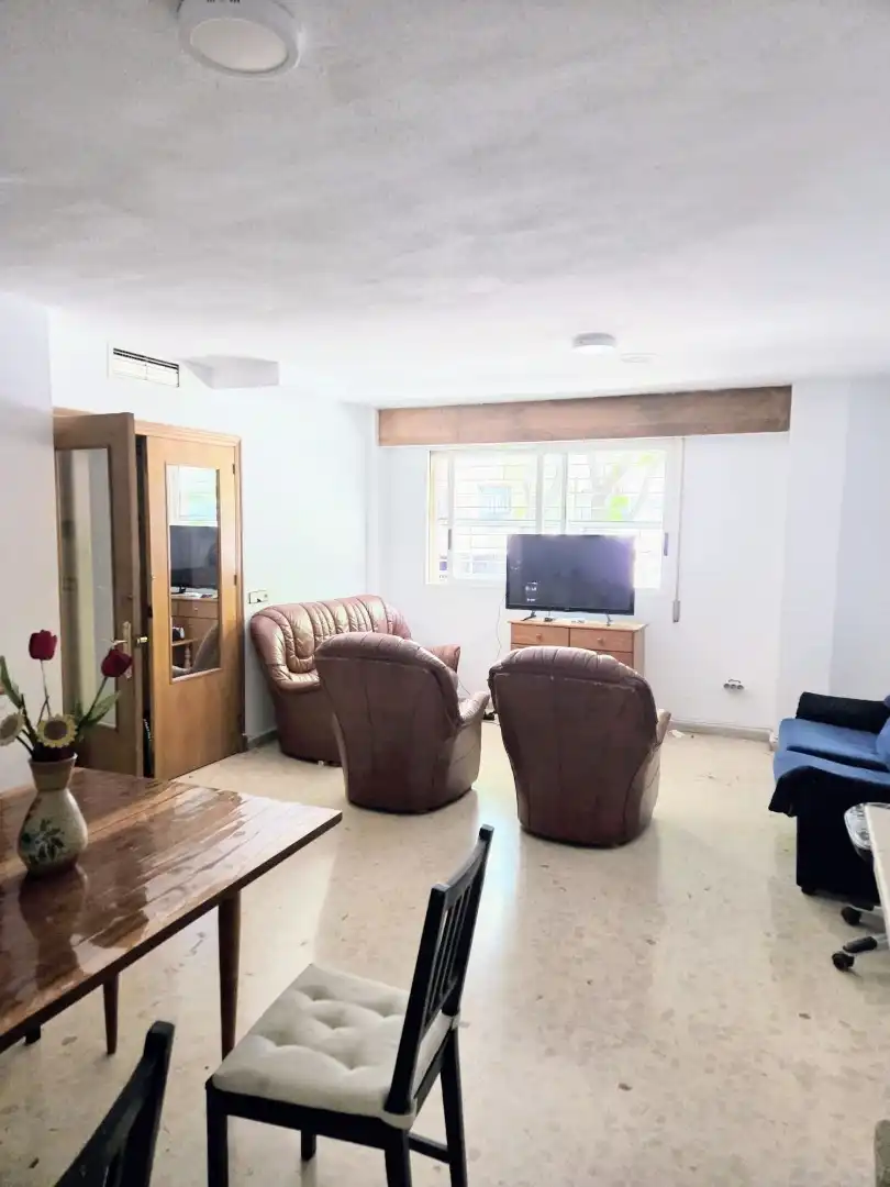 Dúplex de alquiler en Avenida de los Pinos, 4, Santa María de Gracia