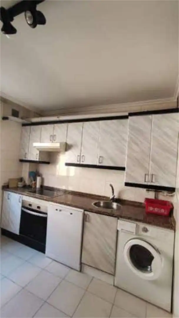 Flat for rent in Santiago - San Telmo Kitchen of Flat for rent in Palencia with Heating and Furnished