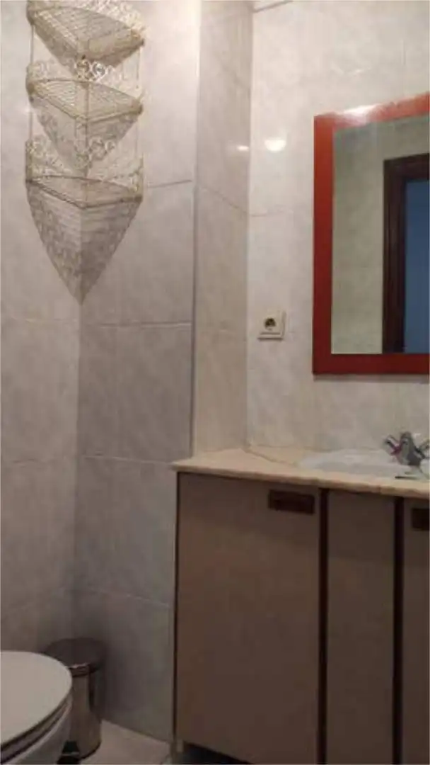 Flat for rent in Santiago - San Telmo Bathroom of Flat for rent in Palencia with Heating and Furnished