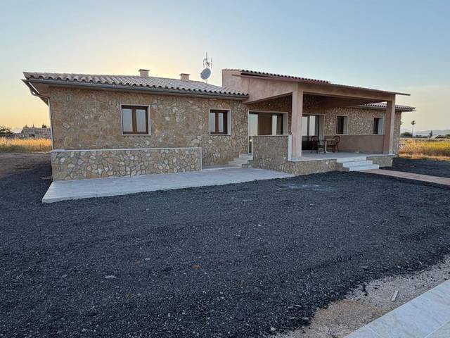 Casa-chalet en Alquiler en Muro