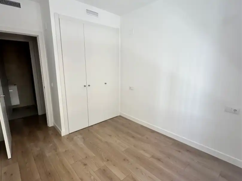 Flat for rent in Madre de Dios Bedroom of Flat for rent in Jerez de la Frontera with Parquet flooring