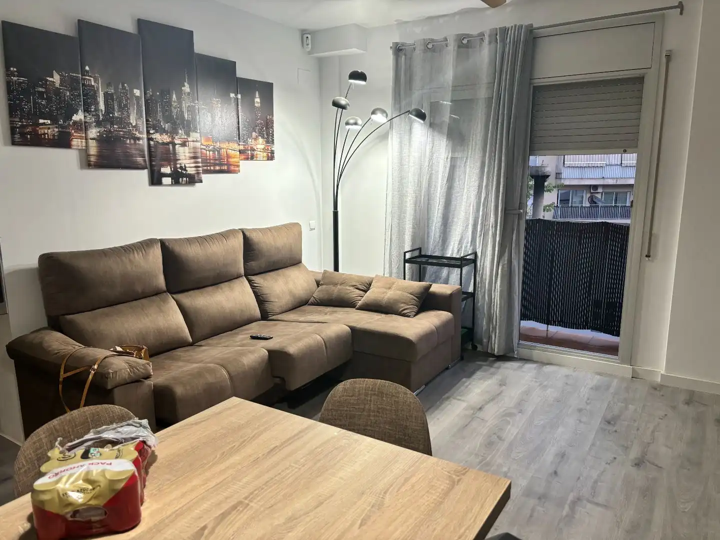 Dúplex de alquiler en Carrer de Tarragona, 7, Sant Pere Nord Sala de estar de Dúplex de alquiler en Terrassa con Aire acondicionado, Parquet y Terraza