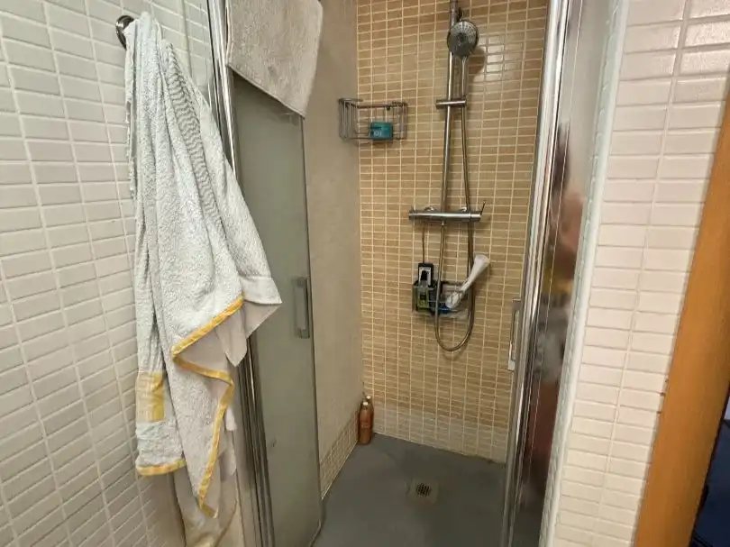 Dúplex de alquiler en Carrer de Tarragona, 7, Sant Pere Nord Baño de Dúplex de alquiler en Terrassa con Aire acondicionado, Parquet y Terraza