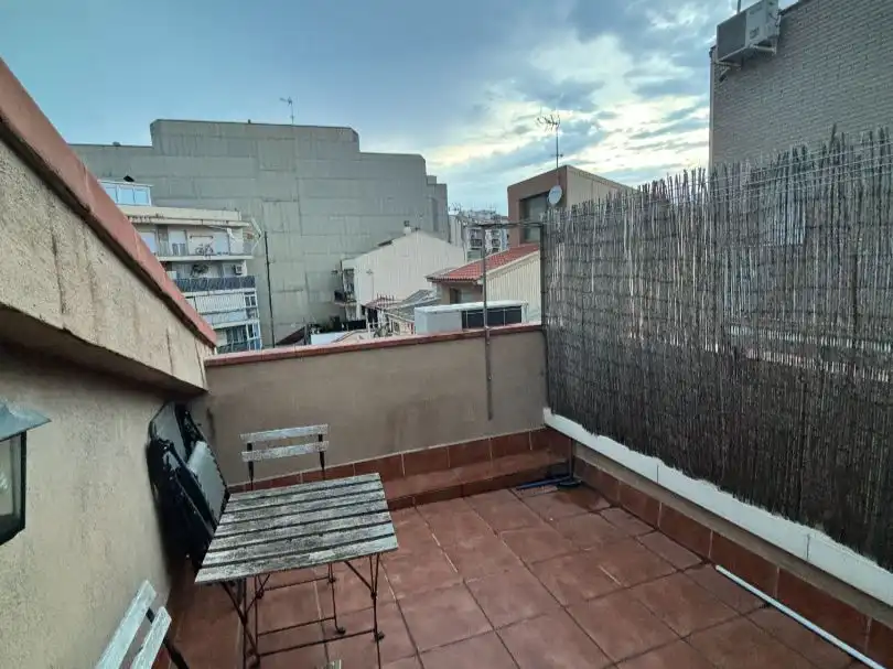 Dúplex de alquiler en Carrer de Tarragona, 7, Sant Pere Nord Terraza de Dúplex de alquiler en Terrassa con Aire acondicionado, Parquet y Terraza