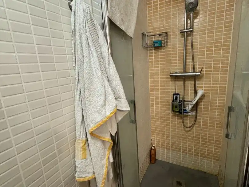 Dúplex de alquiler en Carrer de Tarragona, 7, Sant Pere Nord Baño de Dúplex de alquiler en Terrassa con Aire acondicionado, Parquet y Terraza