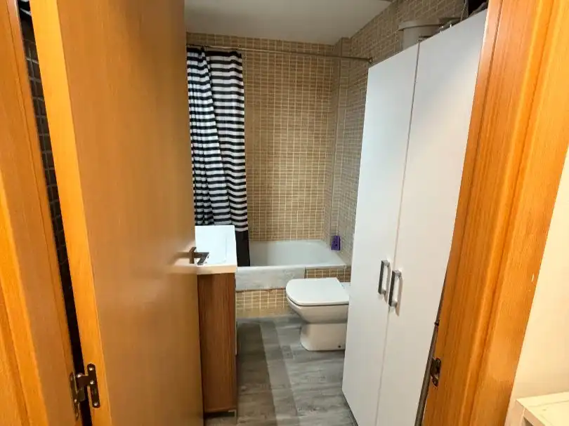 Dúplex de alquiler en Carrer de Tarragona, 7, Sant Pere Nord Baño de Dúplex de alquiler en Terrassa con Aire acondicionado, Parquet y Terraza