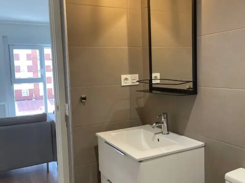 Flat for rent in Avenida Torrelavega, 40, Fozaneldi - Tenderina Flat for rent in Avenida Torrelavega, 40, Fozaneldi - Tenderina