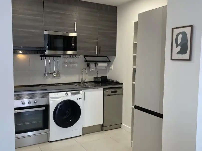 Flat for rent in Avenida Torrelavega, 40, Fozaneldi - Tenderina Flat for rent in Avenida Torrelavega, 40, Fozaneldi - Tenderina