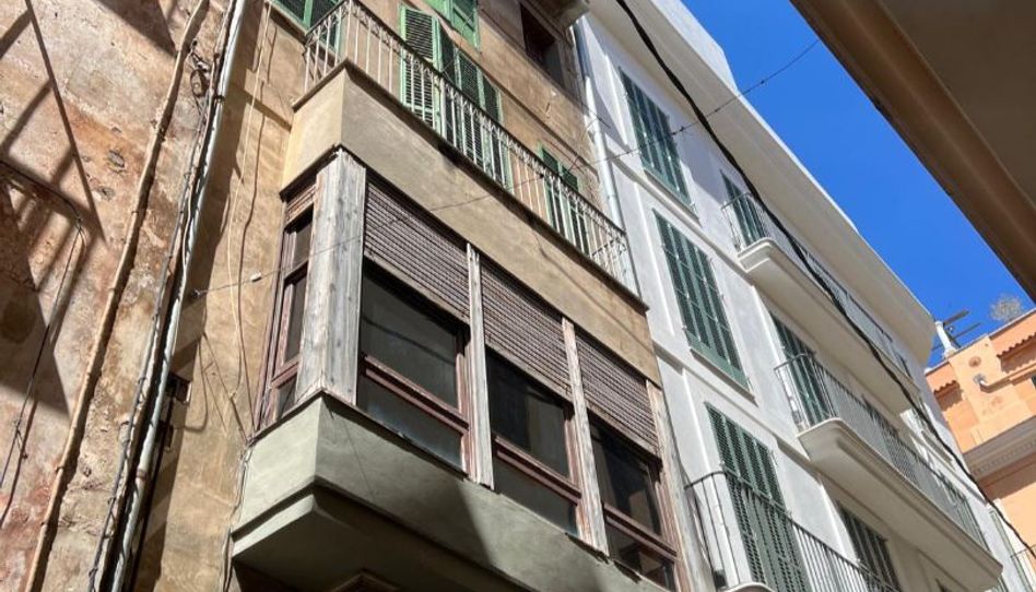 Casa adosada en venta en Plaça de la Pescateria, 5, Cort, Palma de Mallorca - imagen 1 Foto 1 de Casa adosada en venta en Plaça de la Pescateria, 5, Cort, Palma de Mallorca